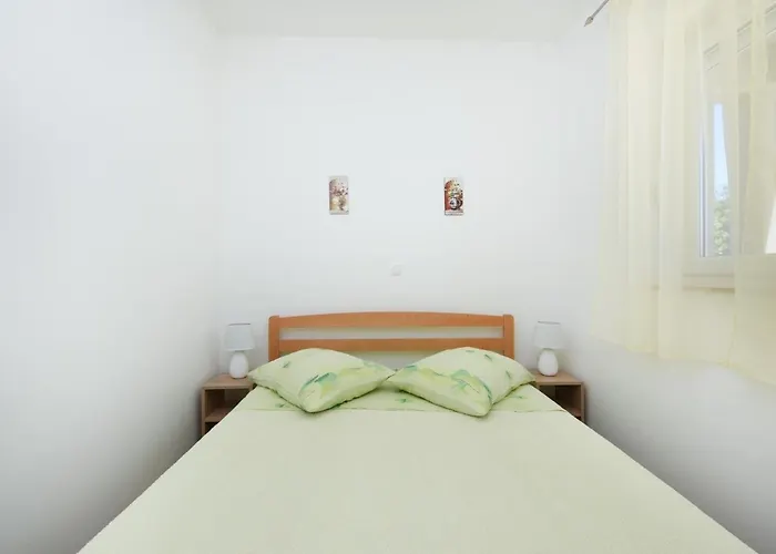 Апартаменты With A Parking Space Petrcane, Zadar - 6101 *